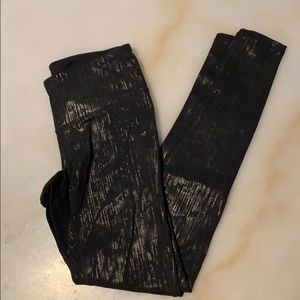 Athleta shiny leggings